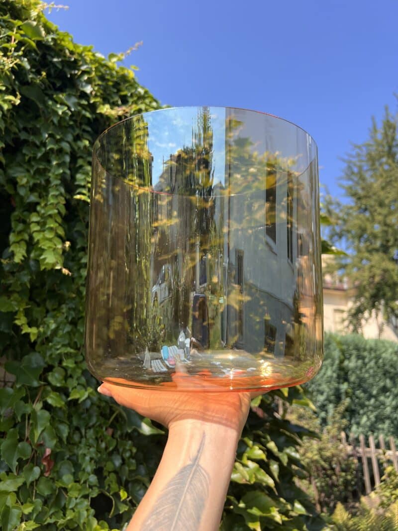 Křišťálová alchymická zpívající mísa - průměr 23 cm, 432 Hz, 1. čakra