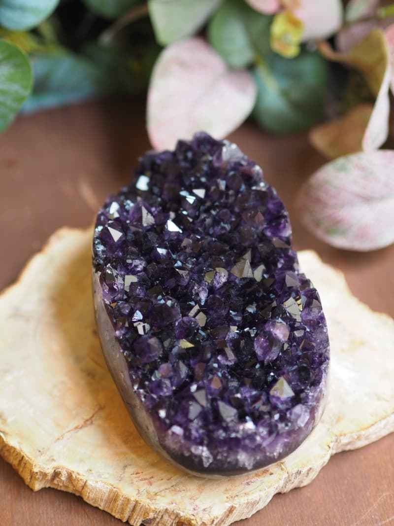 21 Ametyst Uruguay druza