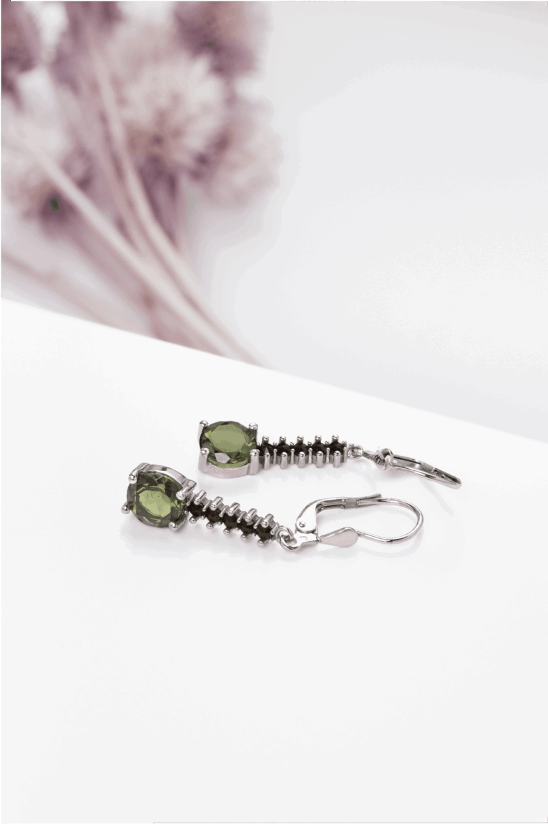 Vltavín náušnice s Granáty 3,15 g