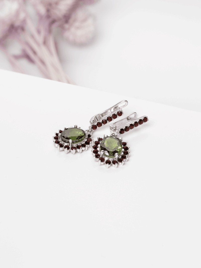 Vltavín náušnice s Granáty 6,05 g