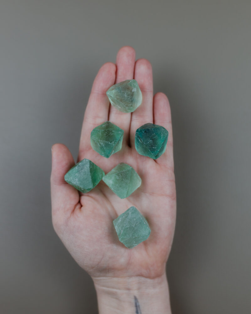 Fluorit, oktaedr cca 20 g