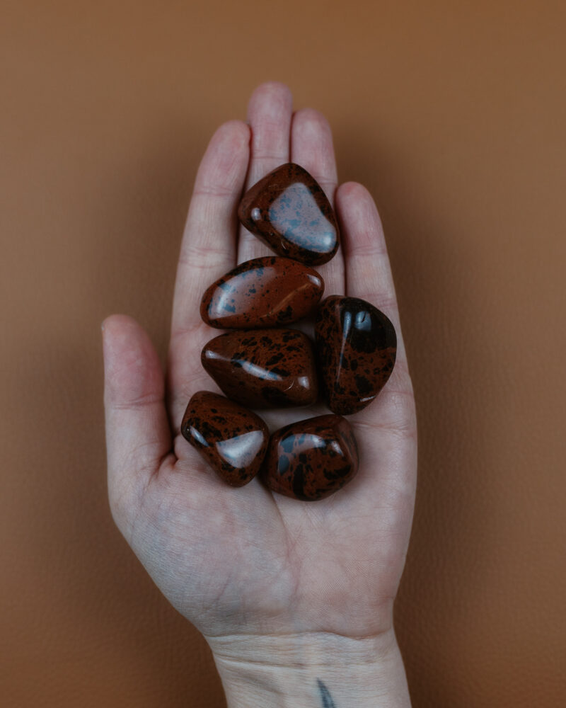 Mahagonový Obsidián tromlovaný cca 14 g