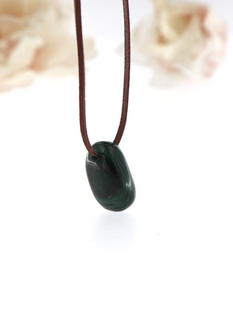 Přívěsek Malachit, cca 2 cm