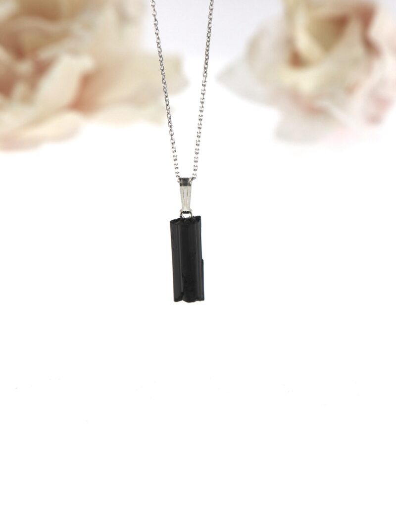 Černý Turmalín Skoryl přívěsek, cca 2 cm