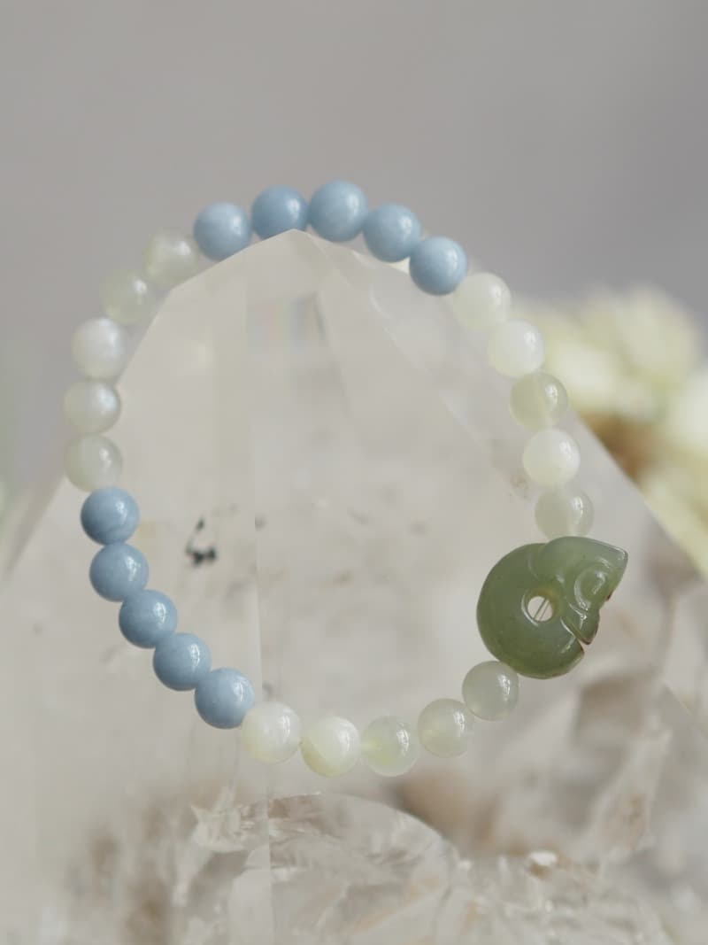 162 Draci naramek z mineralu